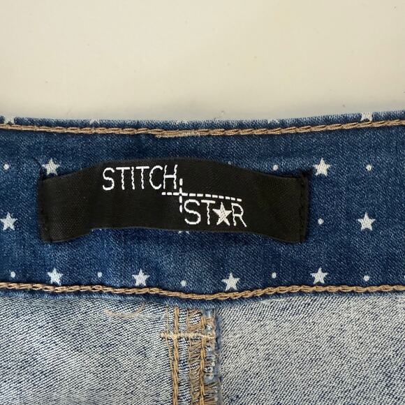 Stitch Star 5" Inseam Distressed Denim Shorts Size 24W in Blue With Star Pattern - Picture 9 of 9
